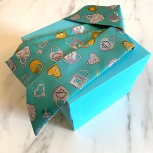 Tiffany & Co. Heart Locket Tilly Ribbon Silk Scarf